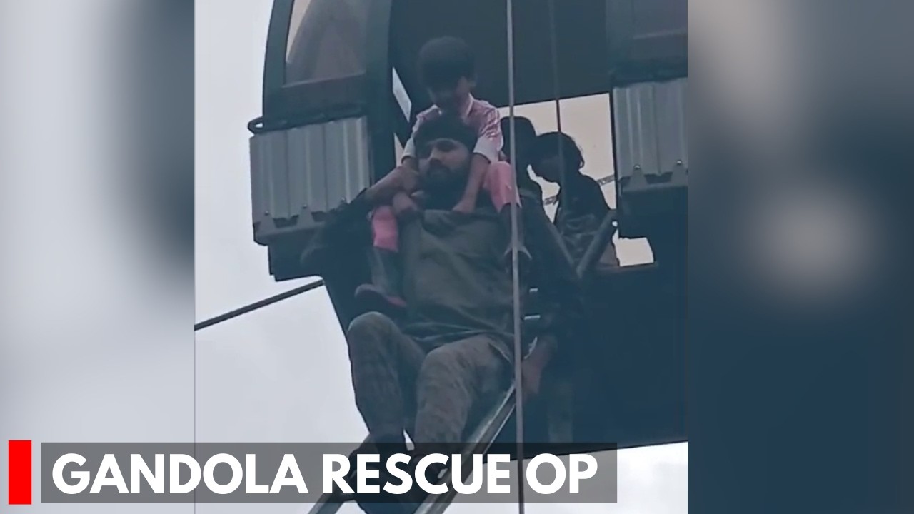 Army continues Rescue Operation At Gulmarg Gandola