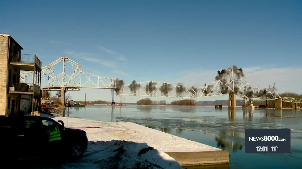 Following two-hour delay, Black Hawk bridge demolished Friday
