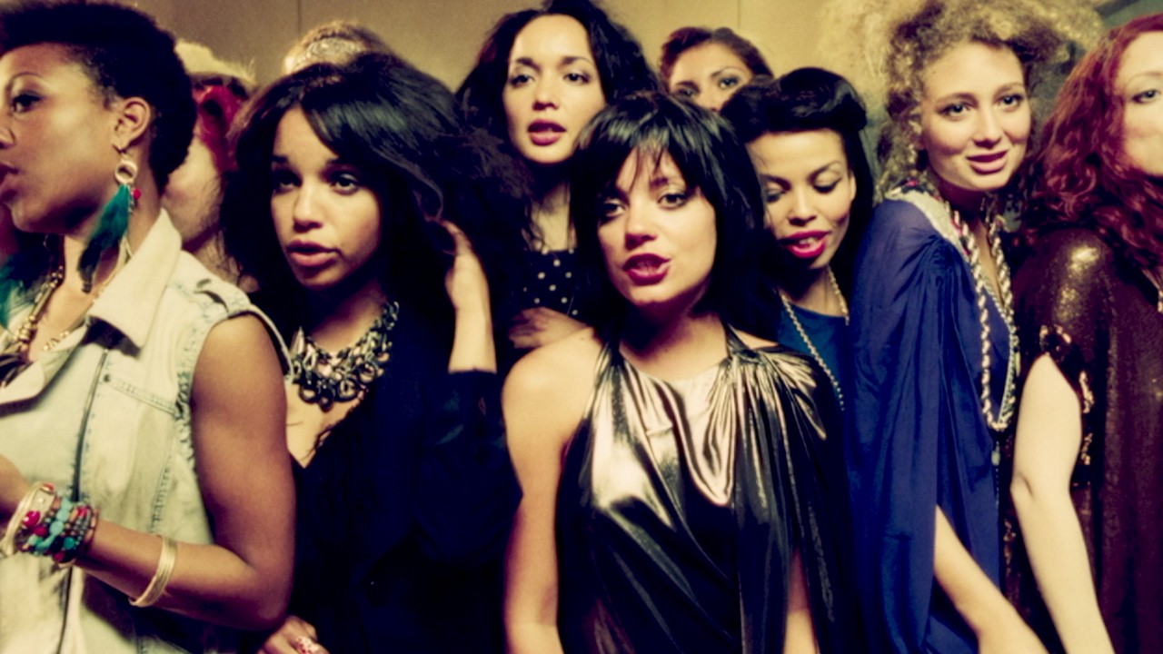 Lily Allen | 22 (Official Video)