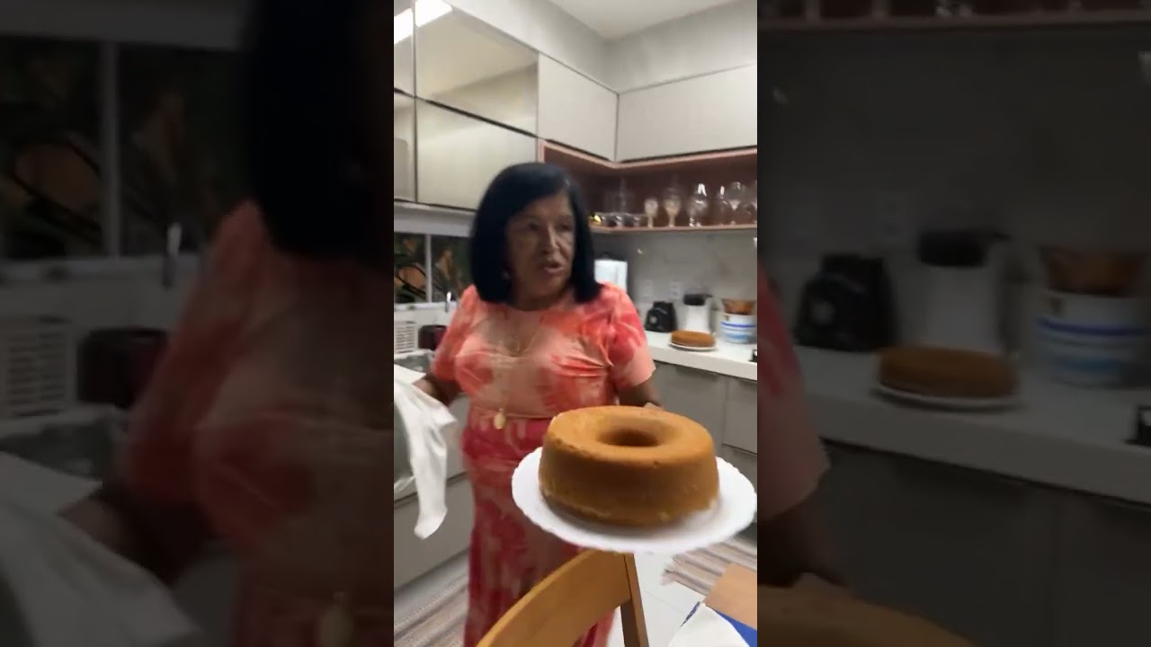 Stories do Carlinhos | Carlinhos Chegou na Casa da Sua Mãe Maria #carlinhosmaia
