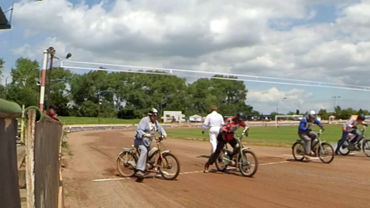 #HORIZONTFULL - MISTROVSTVÍ SVĚTA MOPEDŮ STADION 2016 (Mšeno)