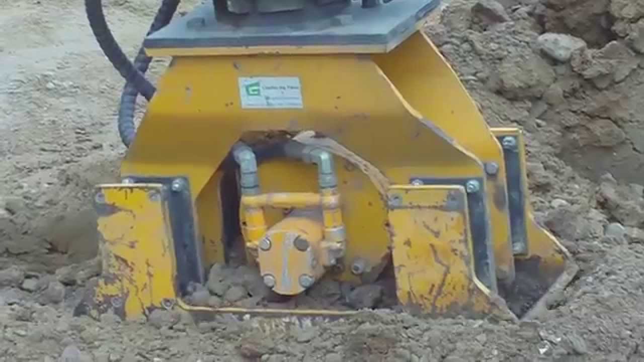 Minibagger mit Rüttelplatte Super Sache