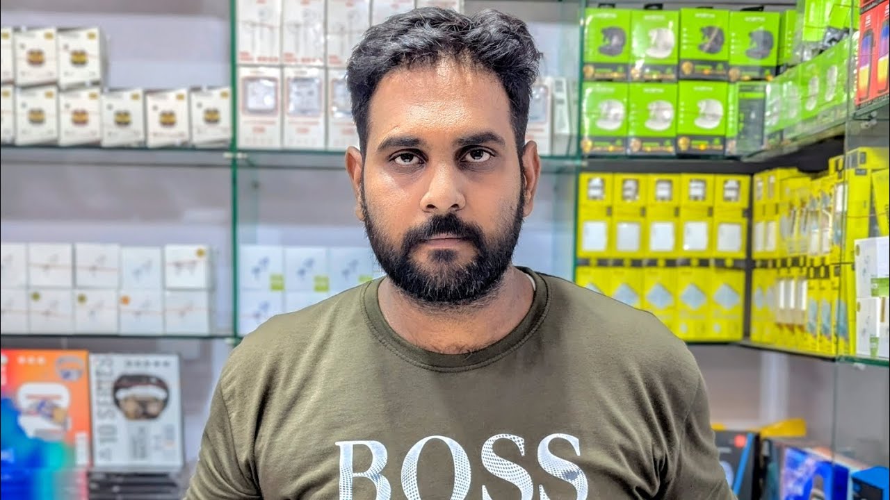 sab say sassti or achi mobile accessories shop in Pakistan 