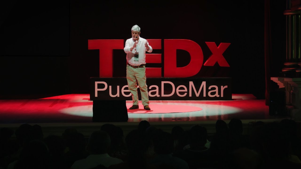 La democratización del patrimonio | Fernando Carrión | TEDxPuertaDeMar