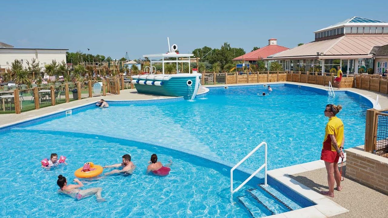 Haven 'The Orchards' holiday village - Full tour and guide (summer)