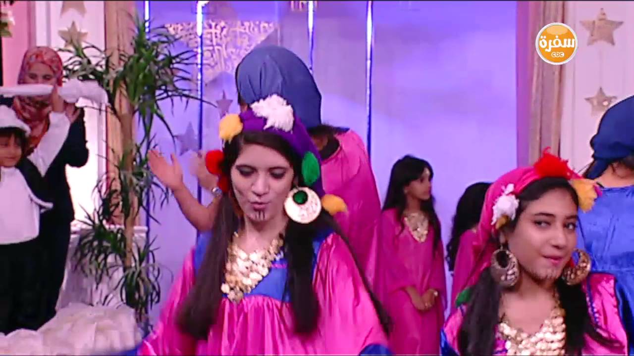 استعراض علي أغنية واحشني يا بلدي | شارع شريف