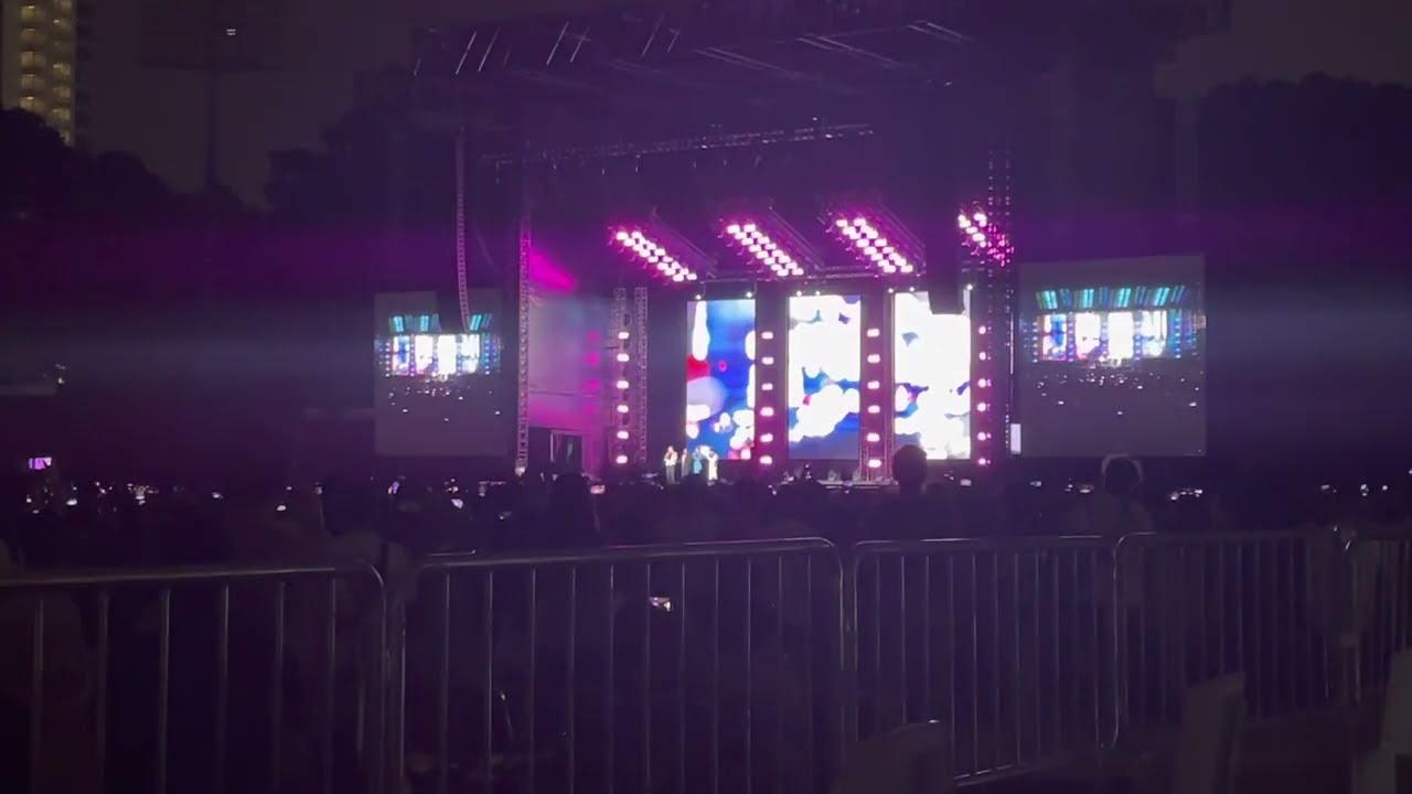 Westlife - I Lay My Love on You - Stadion Madya GBK