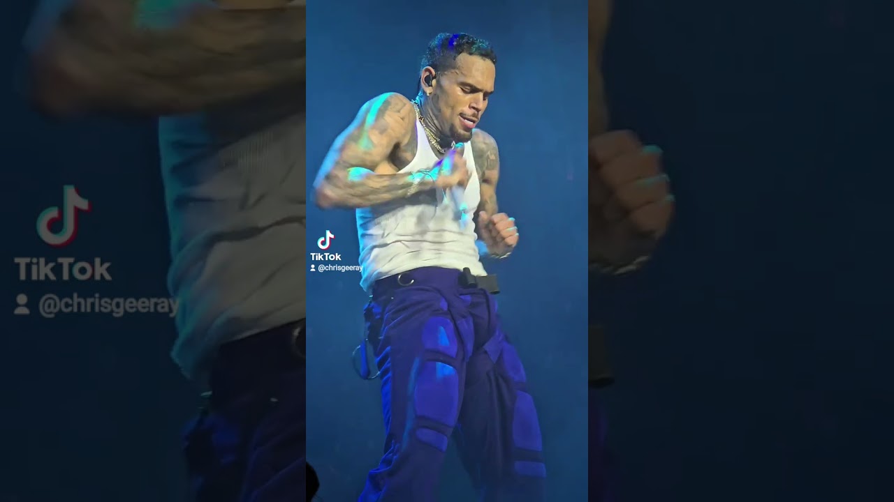 Chris Brown - Wet The Bed - Live @ 11:11 Tour Phoenix AZ #chrisbrown #1111tour #chrisbrownofficial