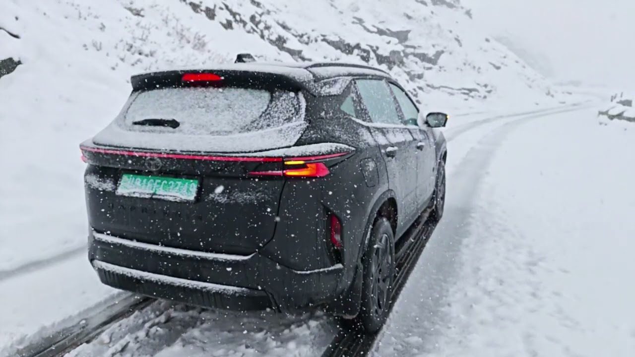 Day 4 | Part 6 | Harrier EV Masters Snowstorm ❄️ | Near Rohtang We Drove Through Ice Like a Beast! 🚘