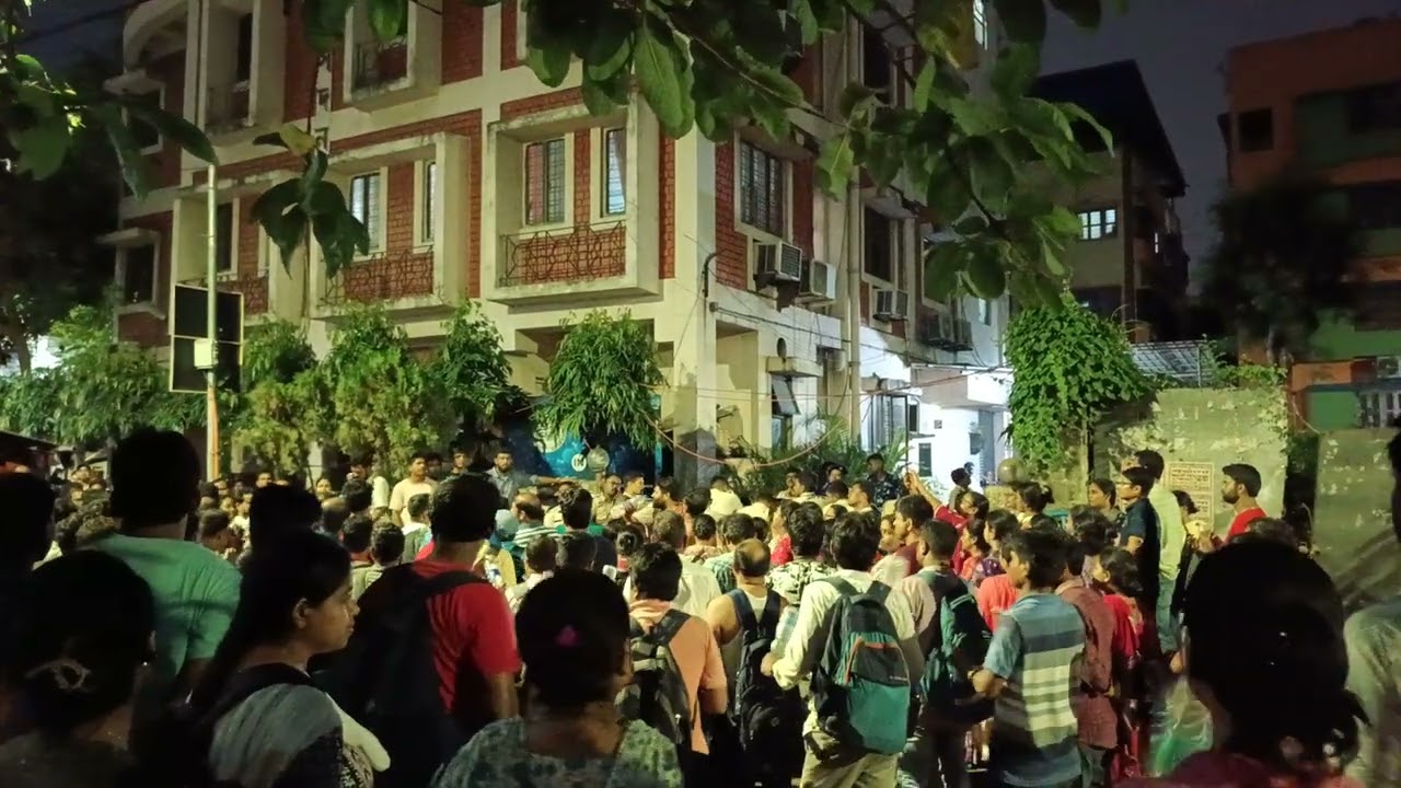 Untainted Teachers Ssc office gherao karmosuchi