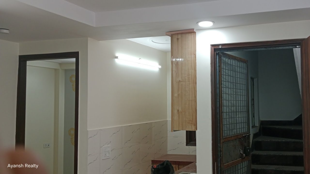 Pandav Nagar में Mother Dairy के पास 2 bhk flat for sale | New Builder floors for sell in East Delhi
