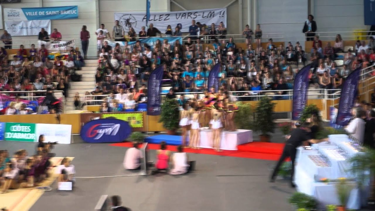 Championnat de France GR 2014 à Saint Brieuc. Catégorie DC1 Minimes. Vice championne de France