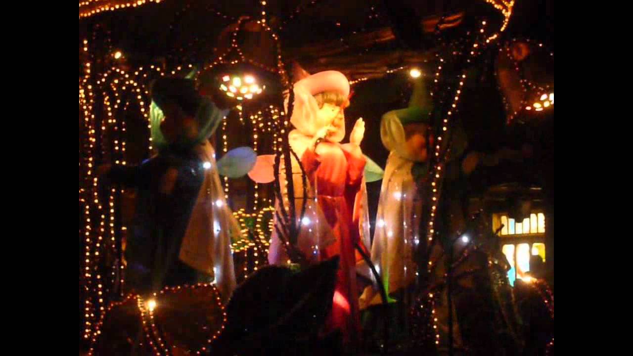 Disney's Fantillusion Parade - Disneyland Paris