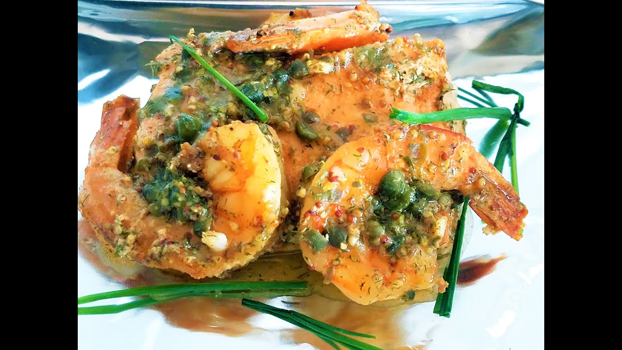Garlic Butter Shrimp & Salmon Foil Packs | Easy Seafood Recipe