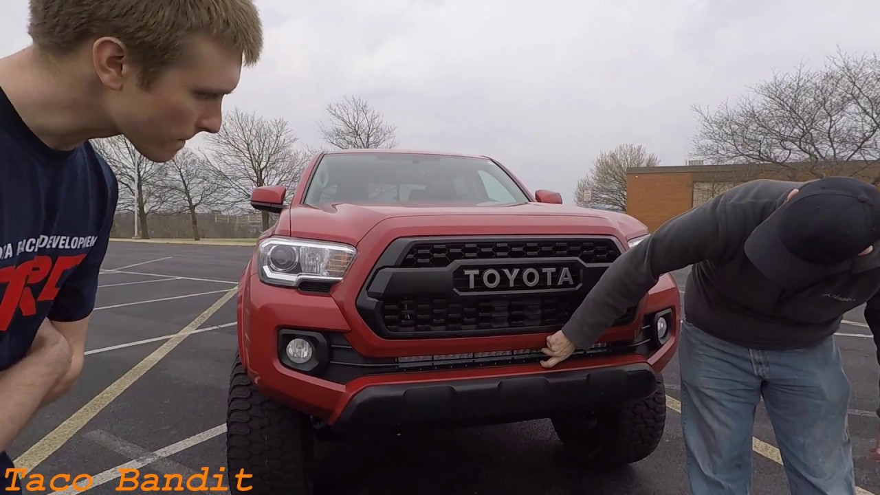 Custom 2016 SR5 Tacoma with 4