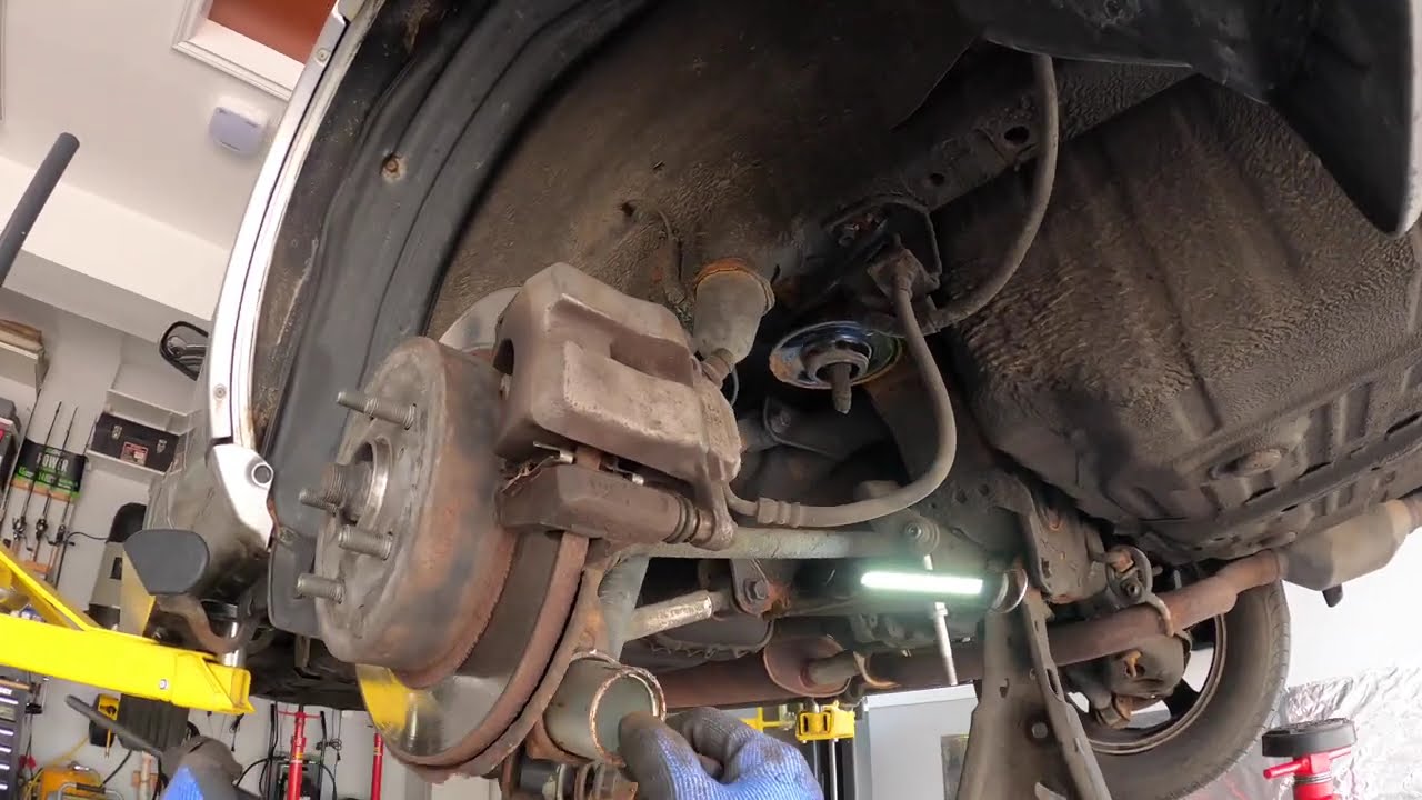 2009 Toyota Rav4 Ltd AWD - Rear Knuckle Bushing/Spring Insulators/Stab. Links Replacement