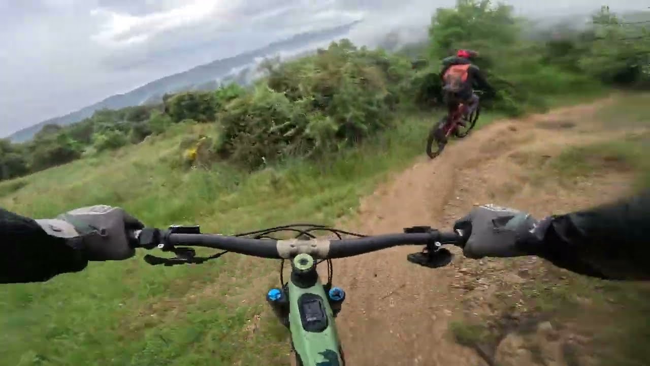 Enduro Ardèche. Storme ride avec Fano.