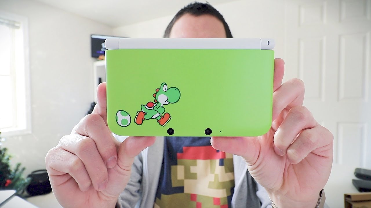 Nintendo 3DS XL: Yoshi Edition Unboxing