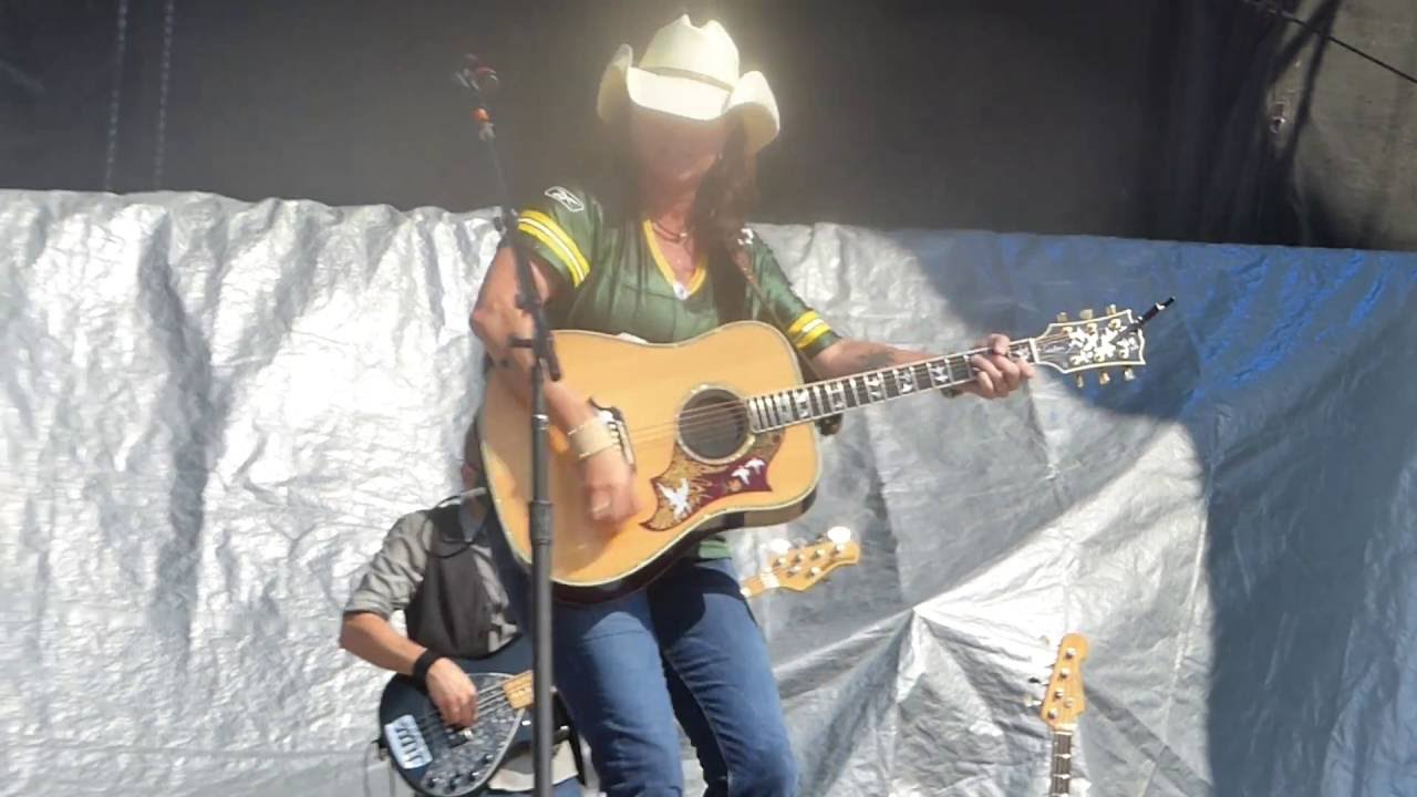 Terri Clark-Live-