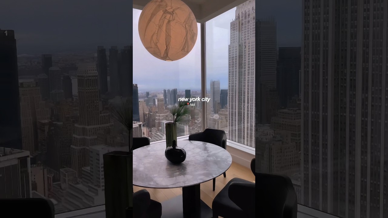 The Empire State Building Right Outside Your Dining Room ✨