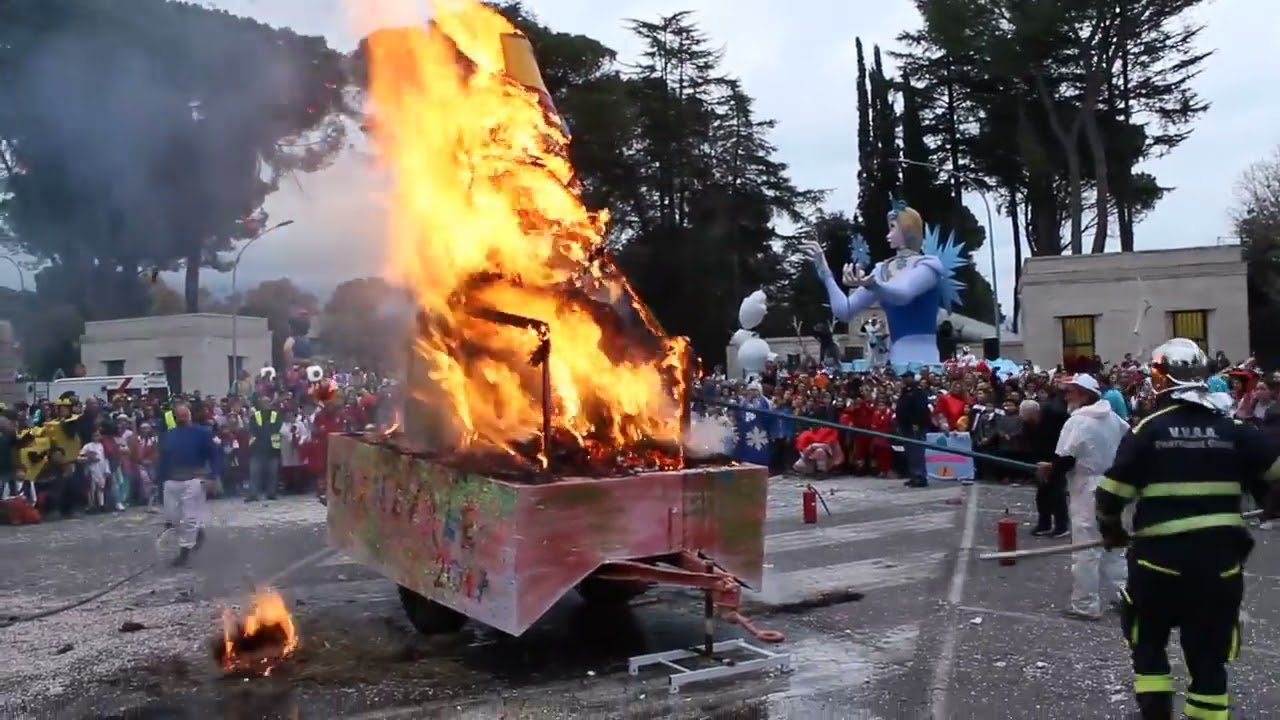 Rogo e Fiamme al Carnevale Martedì Grasso - Aeroporto Guidonia