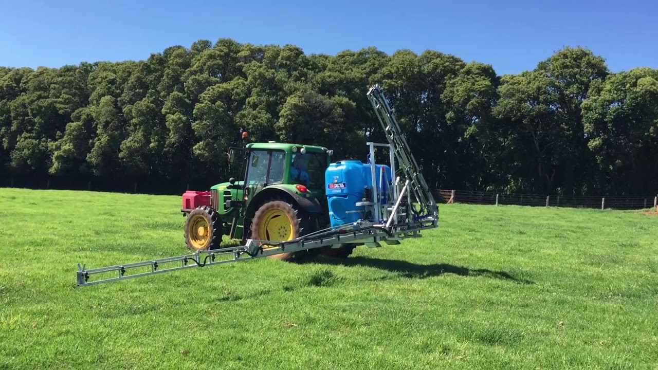 Linkage Sprayers: Hydraulic Fold Boom