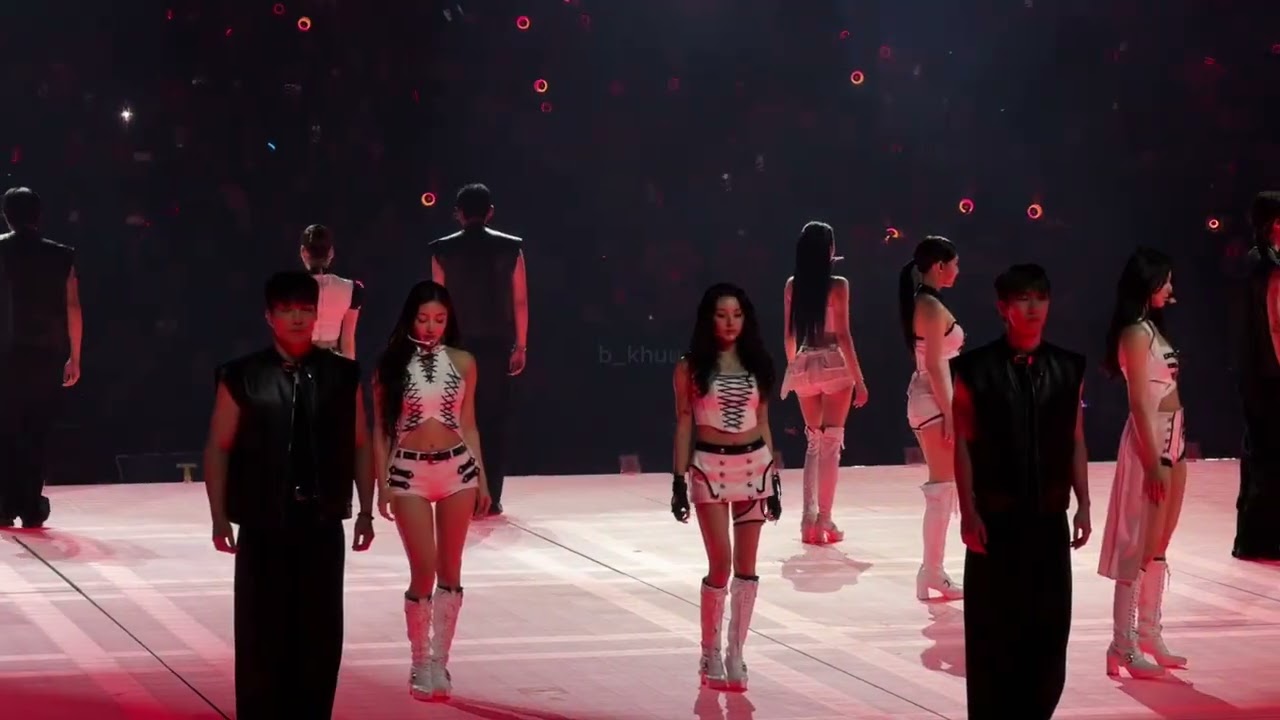TWICE (MAKE ME GO) “This Is For” 6th World Tour in Oakland Day 2 260118