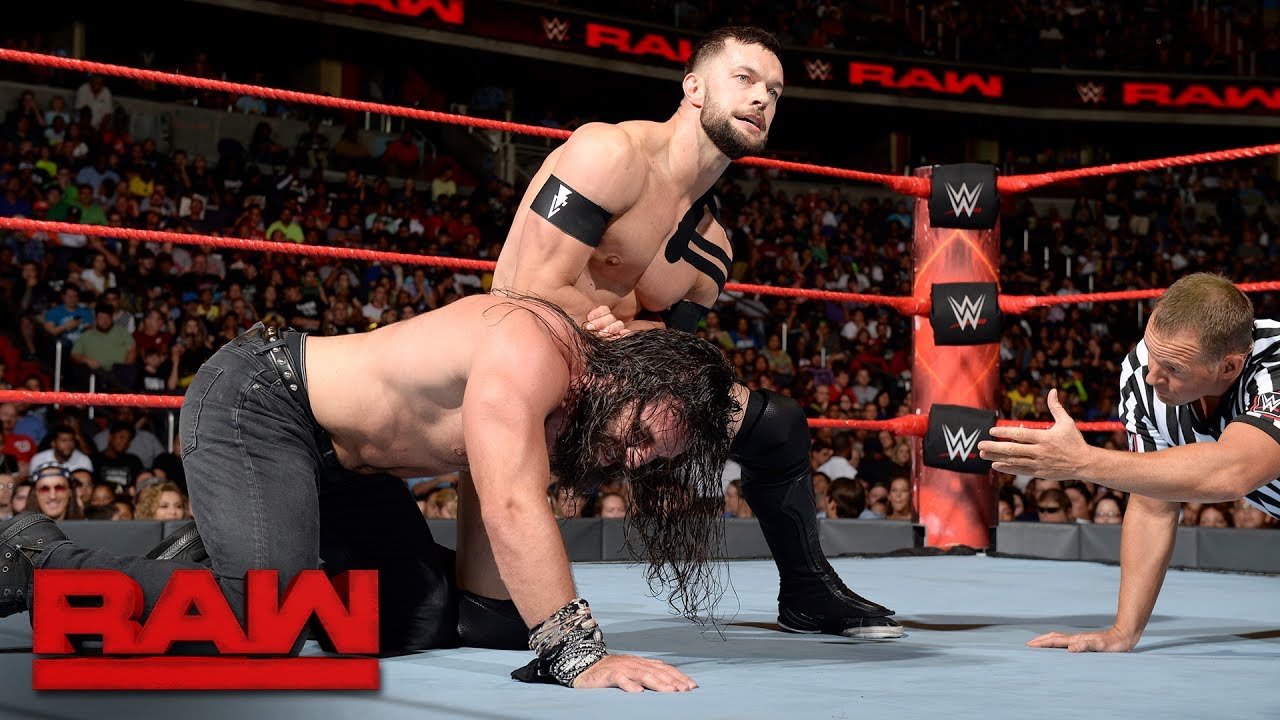 Finn B&aacute;lor vs. Elias Samson - No Disqualification Match: Raw, July 24, 2017
