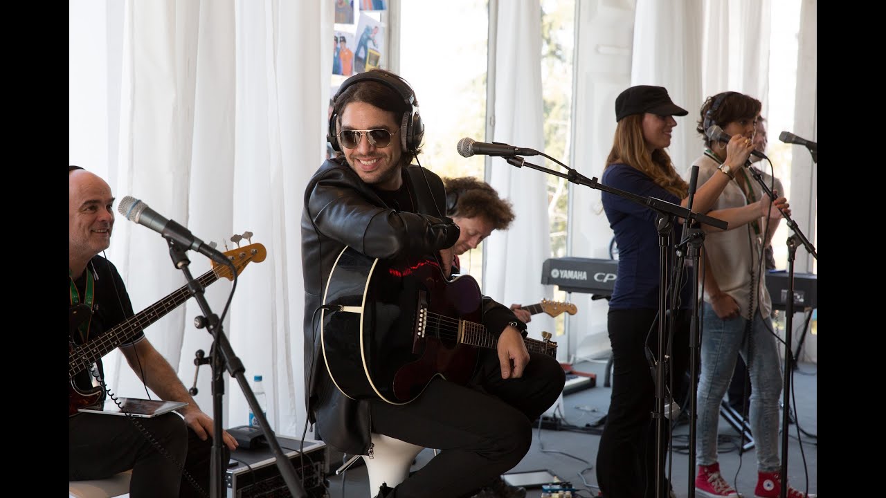 Waylon - Giving Up Easy live bij Evers Staat Op in Sochi