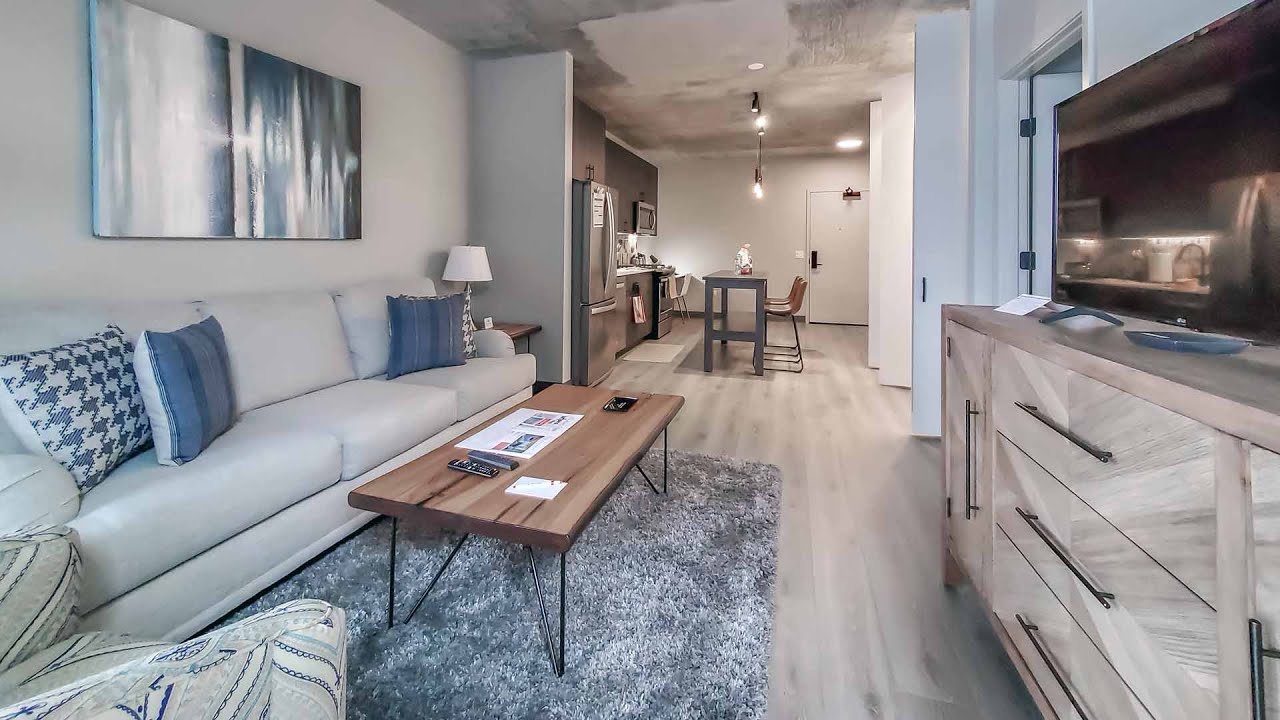 A furnished West Loop 1-bedroom steps from Union Park at The Mason