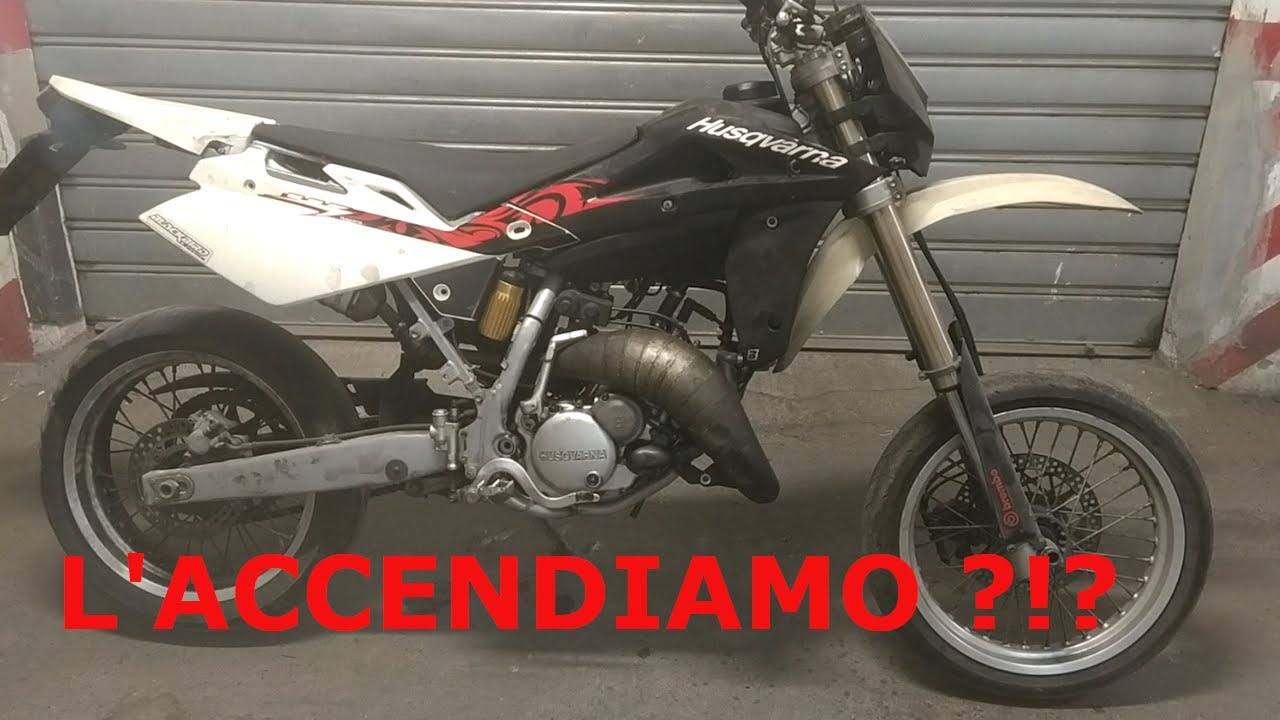 Husqvarna SM 125 - Motore Sbiellato (parte 5) - Rimontiamo la moto e l'accendiamo!