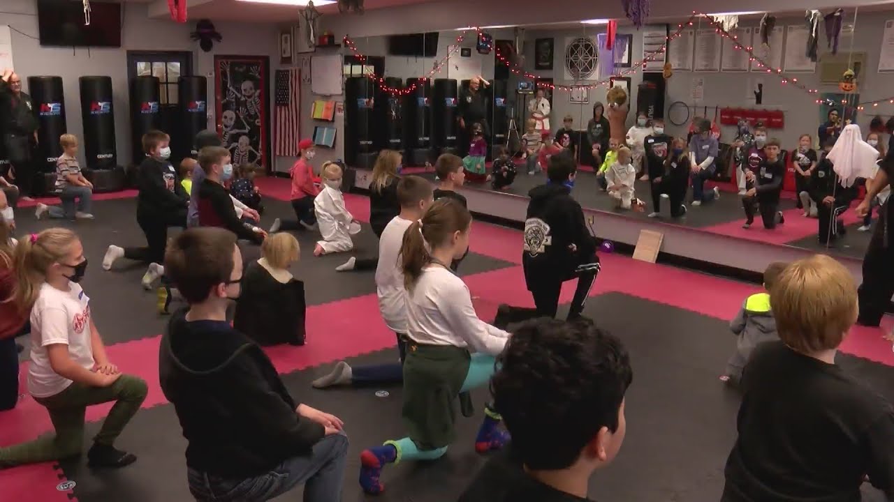 Springfield man teaching kids to be 'bully proof'