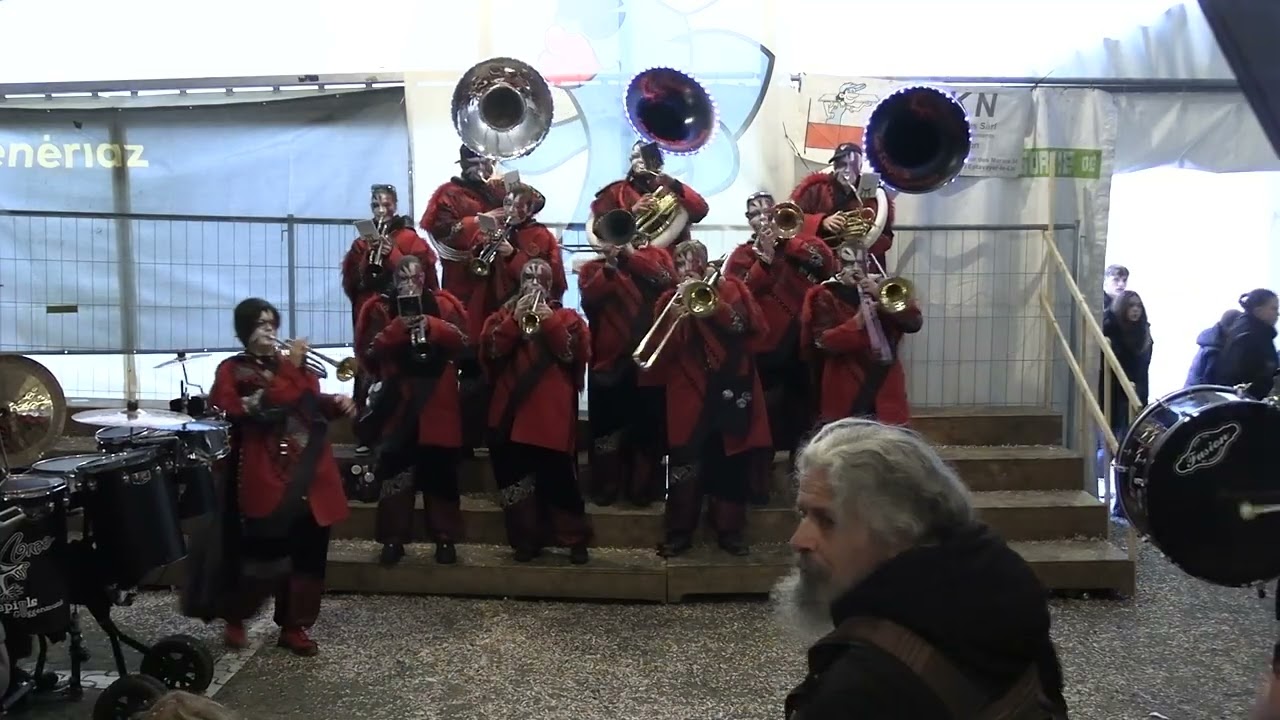 Guggenmusik Les Krepiuls / Carnaval Estavayer 2026 Part3