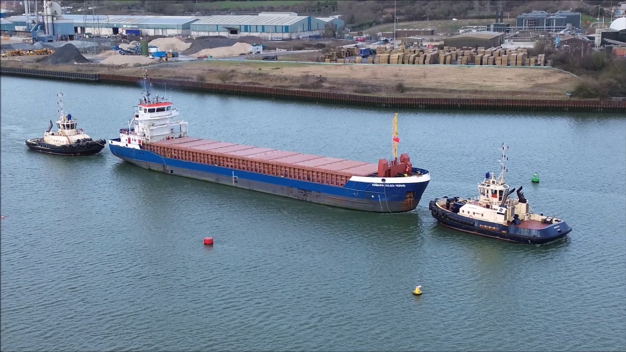 Armara Jules Verne escorted down the River Orwell by 2 tugs from Ipswich RO Ro 2  17th February 2026