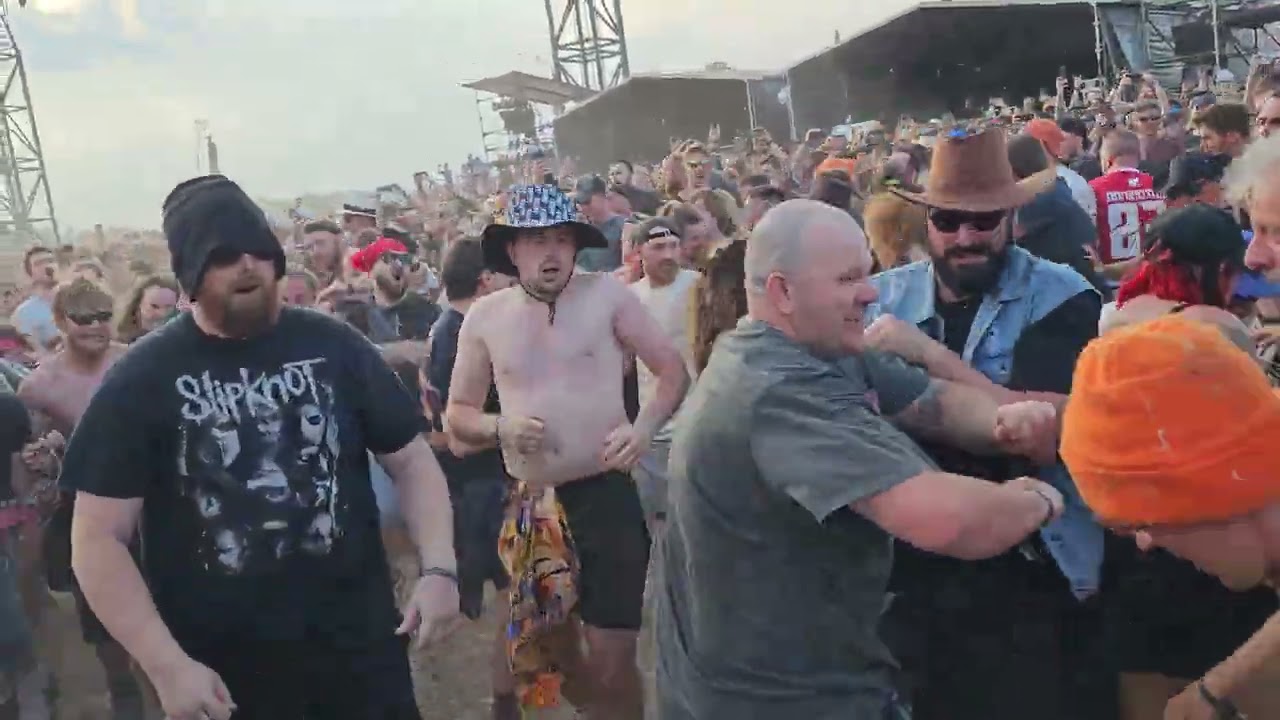 Download 2023 Disturbed (Down with the sickness) mosh pit