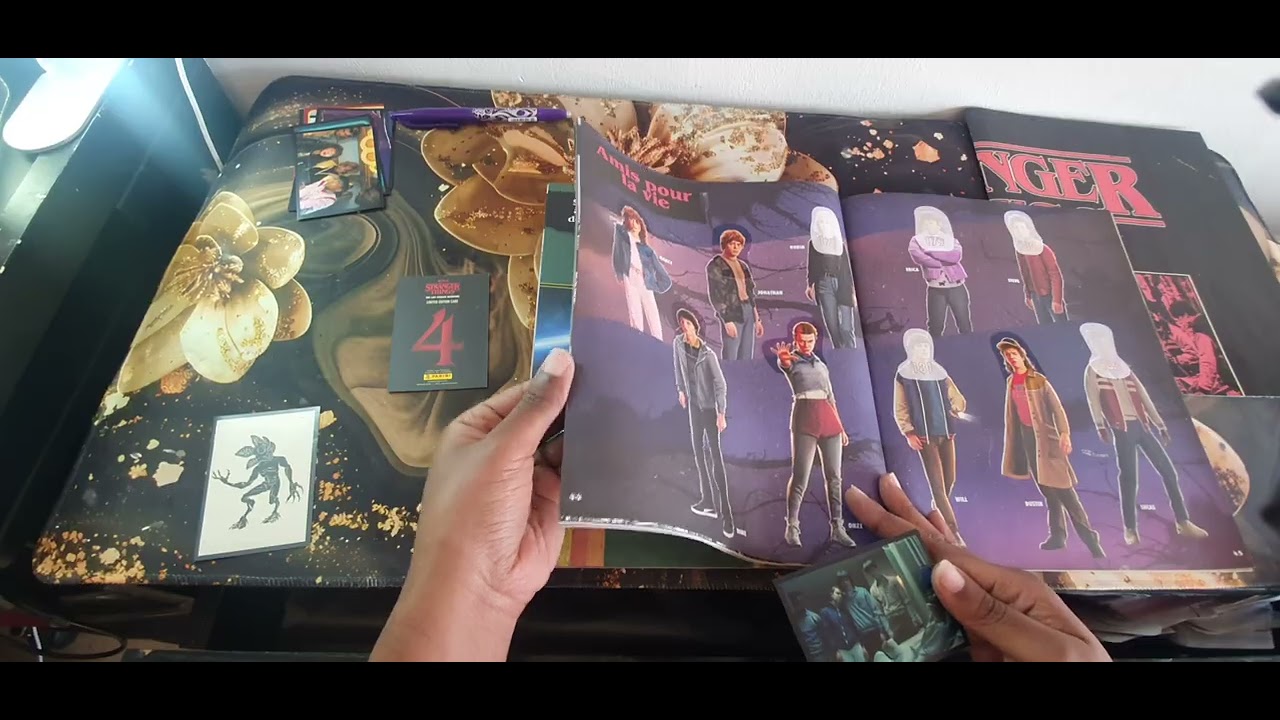 VIDÉO OUVERTURE D AUTOCOLLANT STRANGER thing 