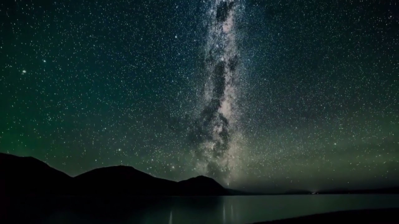 12 Minutes of Serenity: Relaxing Music and Mesmerizing Visuals [Calm Void]