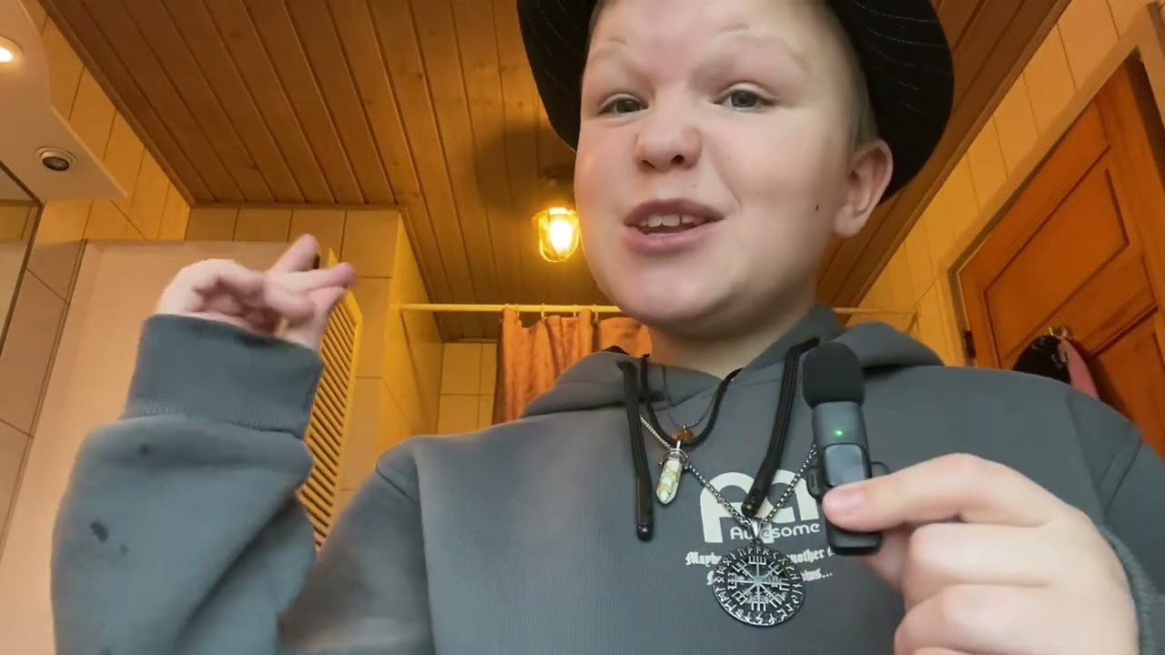 ￼Lidt fra min nytårsaften 2025-2026 🍾 🎉 (interview med @OdesaCopenhagen )