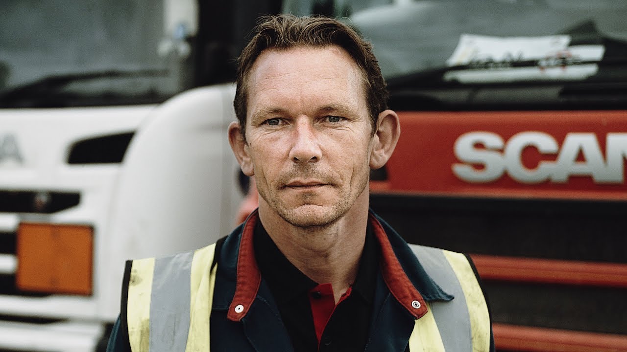 Meet Scania breakdown technician Simon Curtis