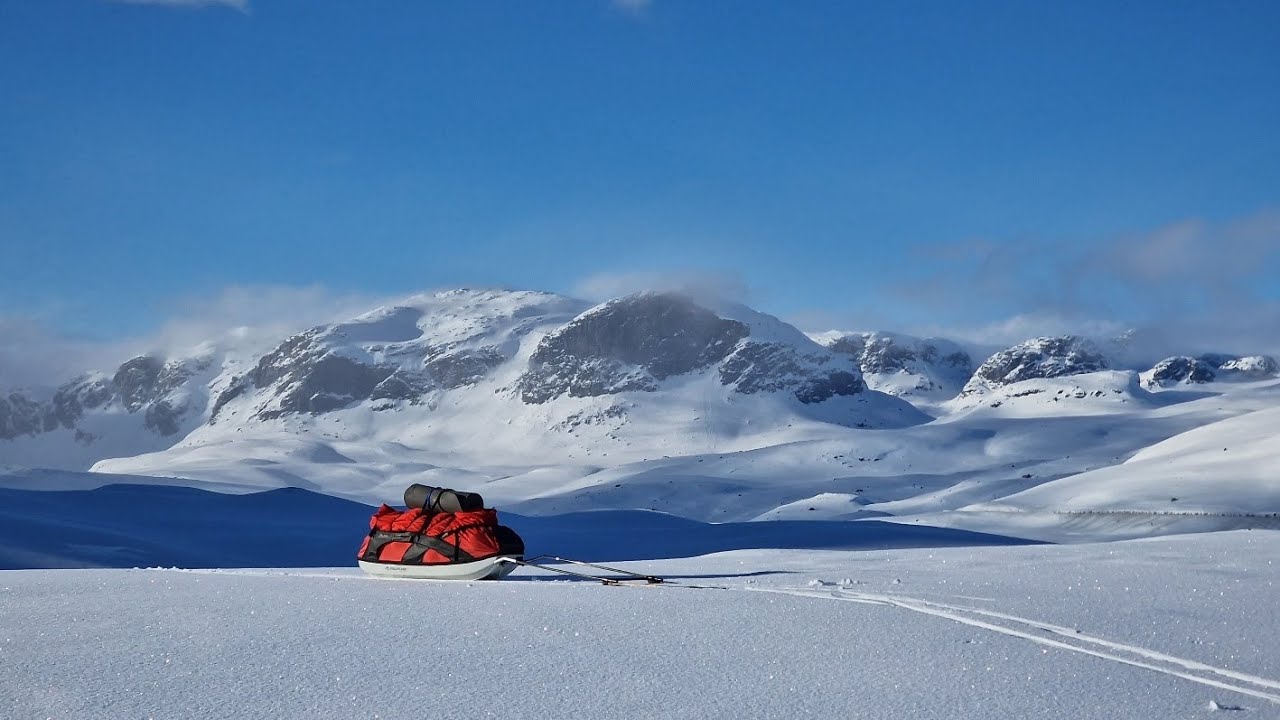 Skiing from Haukeliseter to  Ljosland 2023