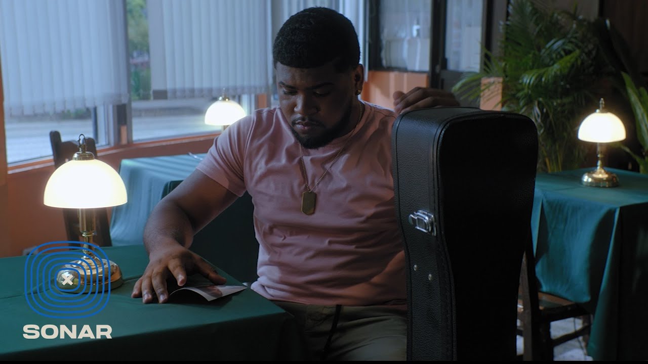 Chris Lebron - Mesero (Video Oficial)