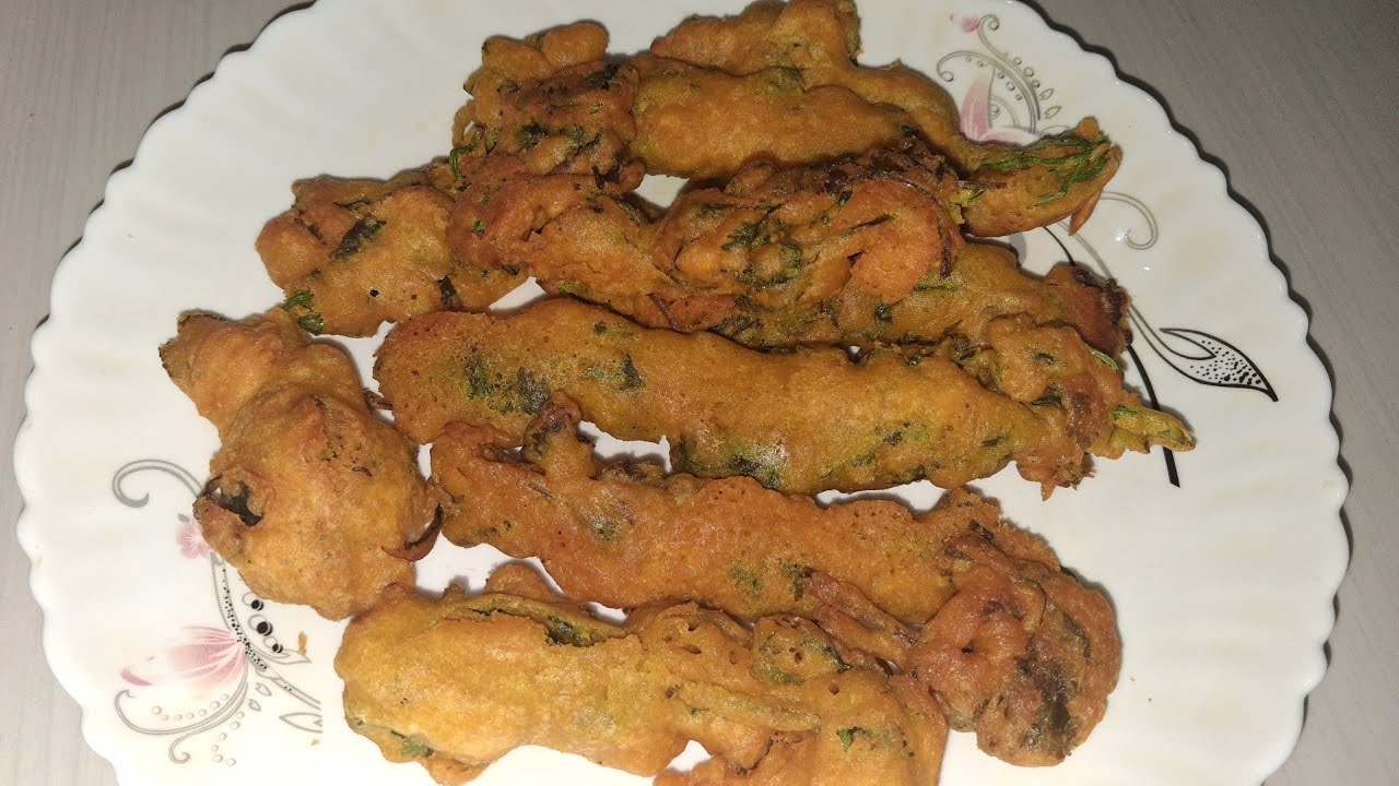 মুচমুচে ধনেপাতার পাকুড়া  l Crispy Coriander Lrafs Snacks l ধনিয়া পাতার চপ l Dhone patar Chop