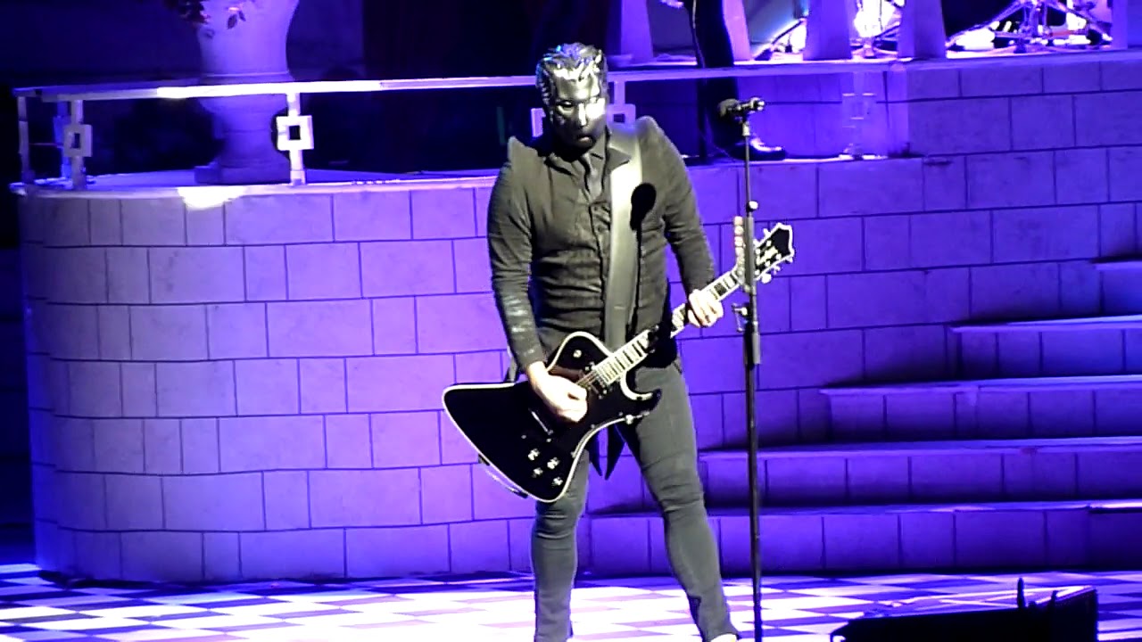 GHOST Mary On A Cross Live @ Zénith TOULOUSE 19.12.2019