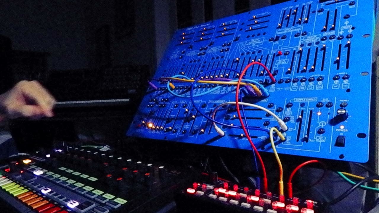 Behringer RD8+Korg SQ1+B2600 S&H sync checking