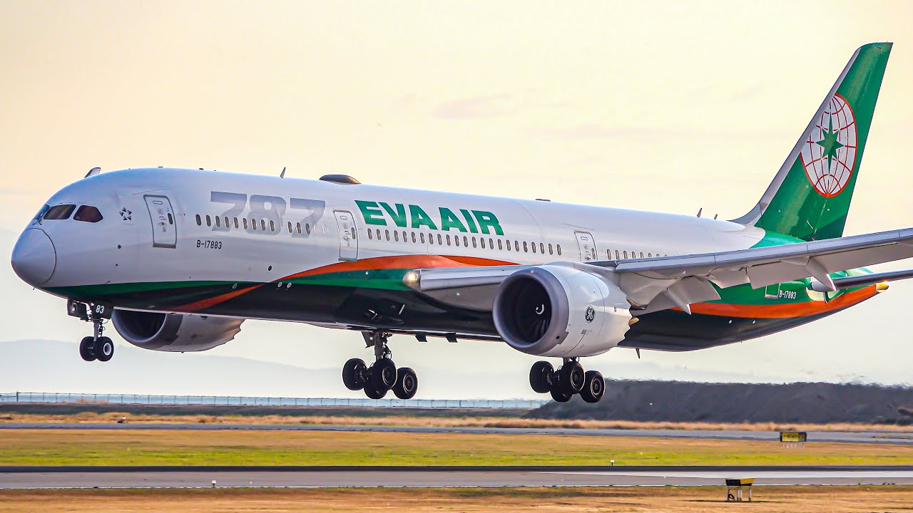 (4K) GOLDEN HOUR ARRIVALS + EVA AIR 787 WING VIEW | Plane Spotting at YVR