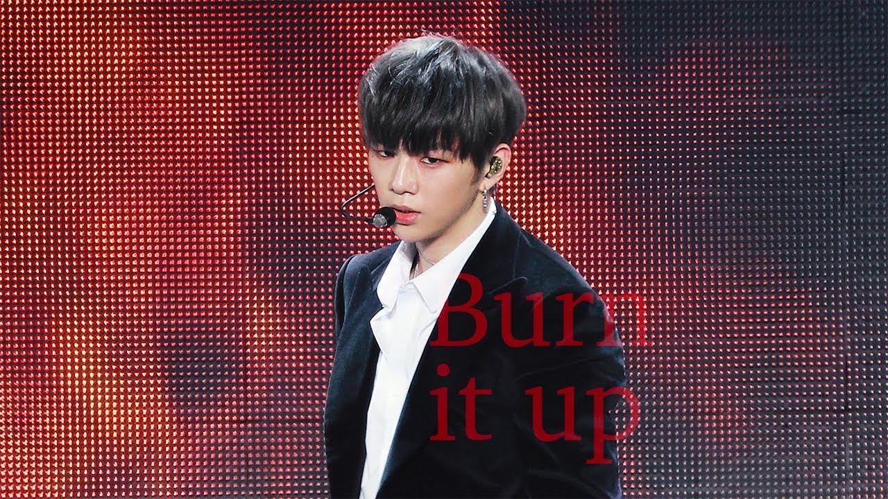 [4K] 171115 AAA WANNA ONE l 활활 강다니엘 직캠
