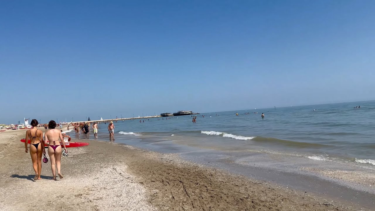Rimini beach walk 2025
