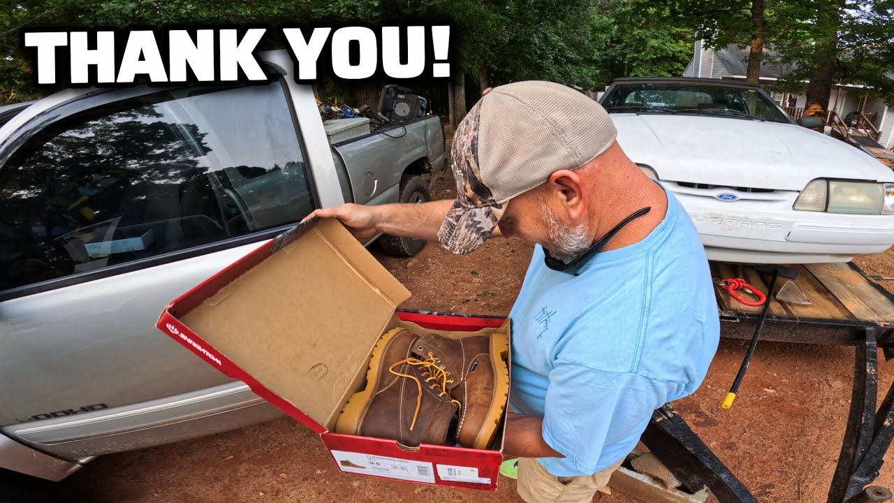 I Got Him Some New Boots So He Can Work Harder! - $950 Day In The Junk Removal Business 