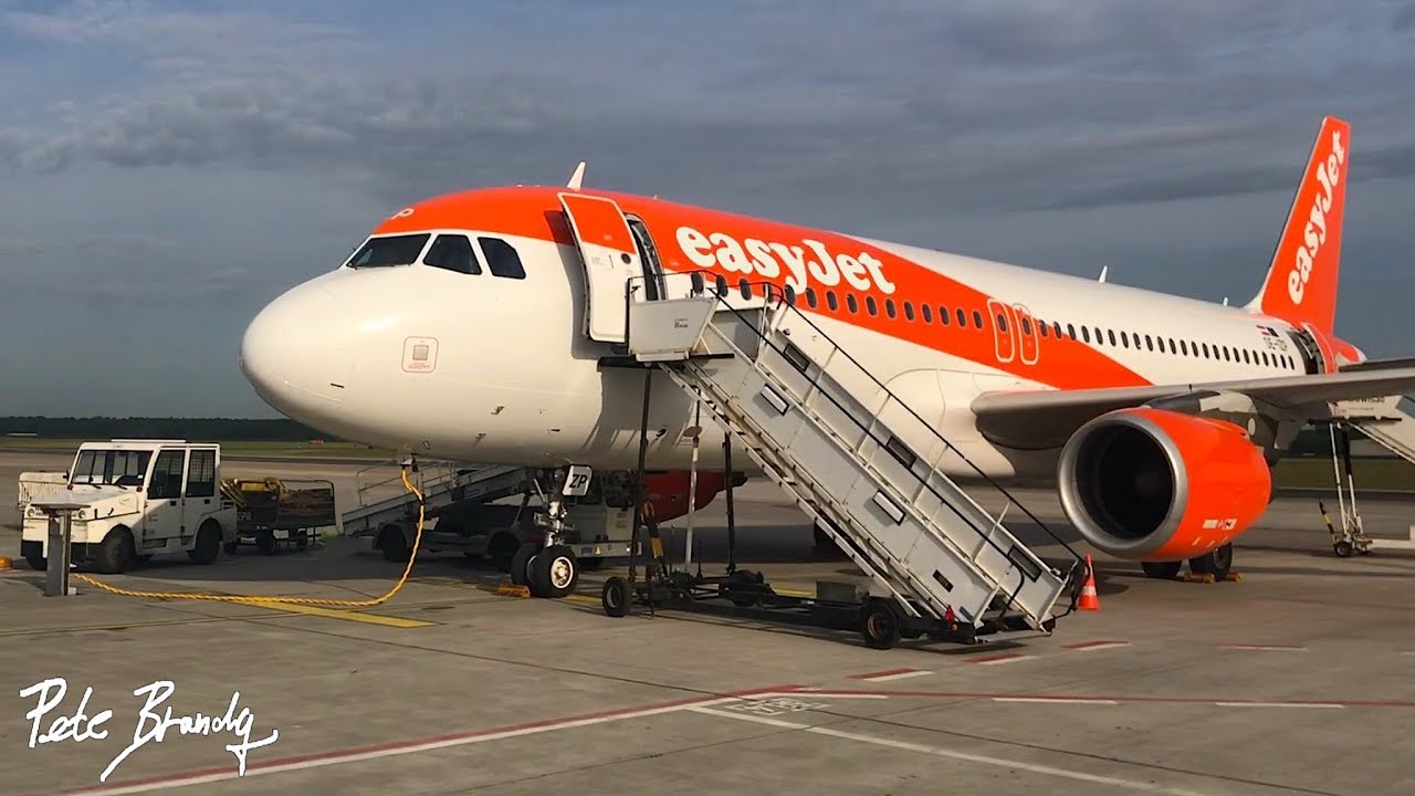TRIP REPORT | easyJet | Airbus A320 Sharklets | Prague – Berlin Tegel |