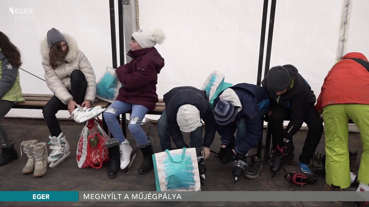 Megnyílt a Városi Műjégpálya - 2018.12.03.